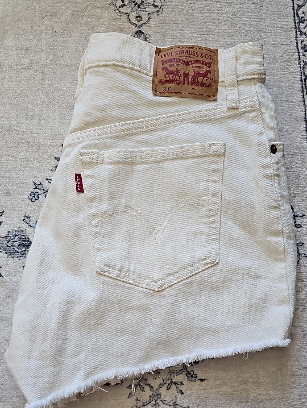 Levi's Cream/White Denim Shorts with Red Tab